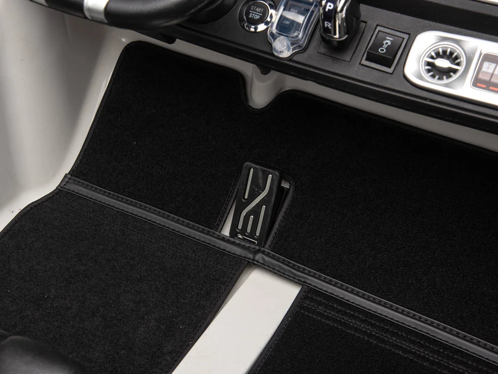 Mercedes-AMG G63 24V 2 Asientos con Control Remoto y Pantalla – Blanco